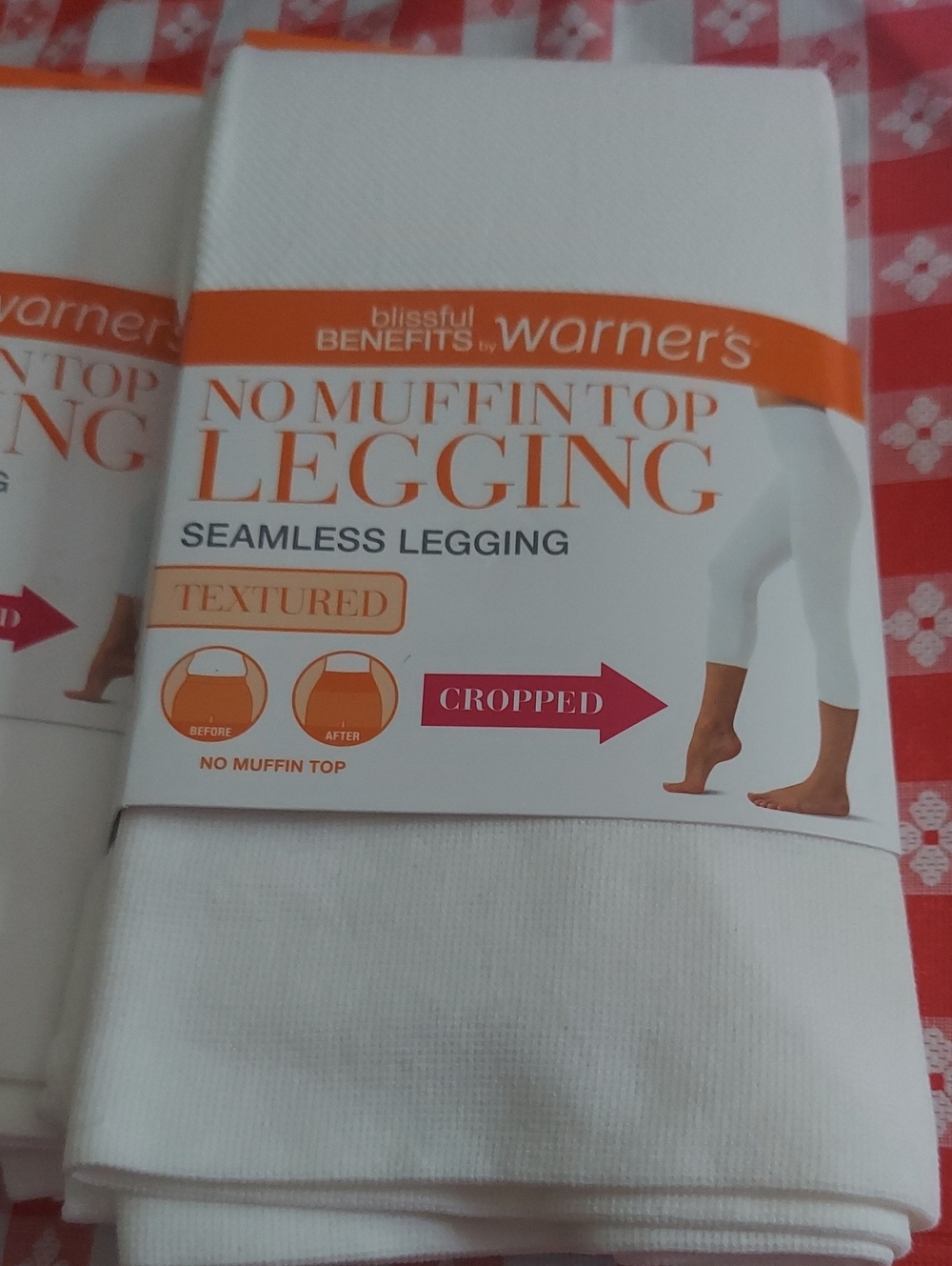 3 Pairs Of Warner's White Seamless Cropped Leggings - Textured No Muffin Top